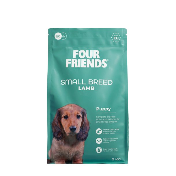 Four friends t�rfoder SMALL BREED med lam til hvalpe